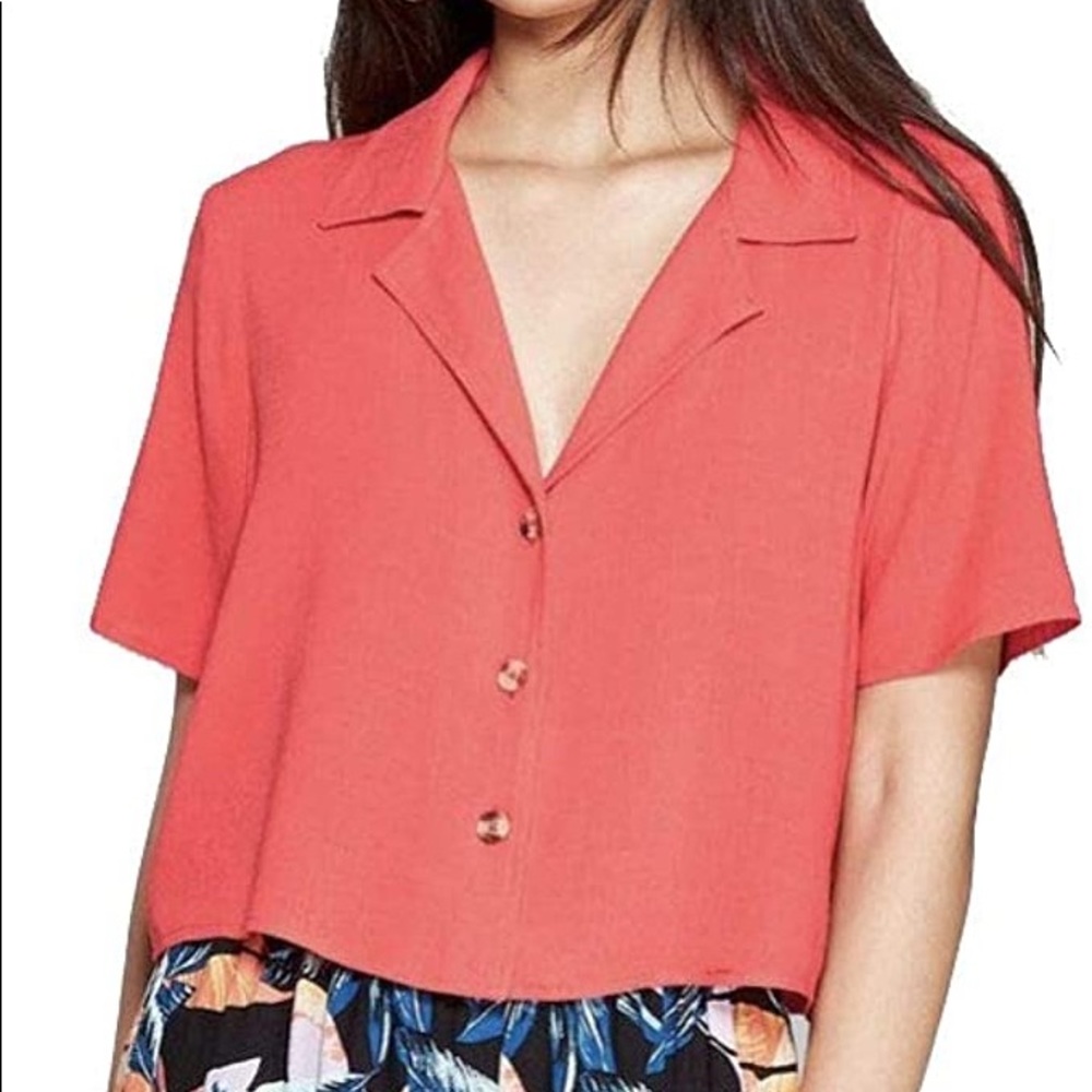 FREE WITH PURCHASE Collared button down crop top